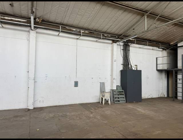 515M² WAREHOUSE TO LET IN PRETORIA WEST